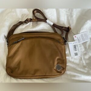 NWT Lululemon City Adventure Crossbody Bag